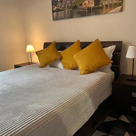 Centro Metro Rebibbia Гостевой дом Рим