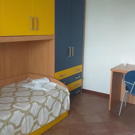 Centro Metro Rebibbia Гостевой дом Рим